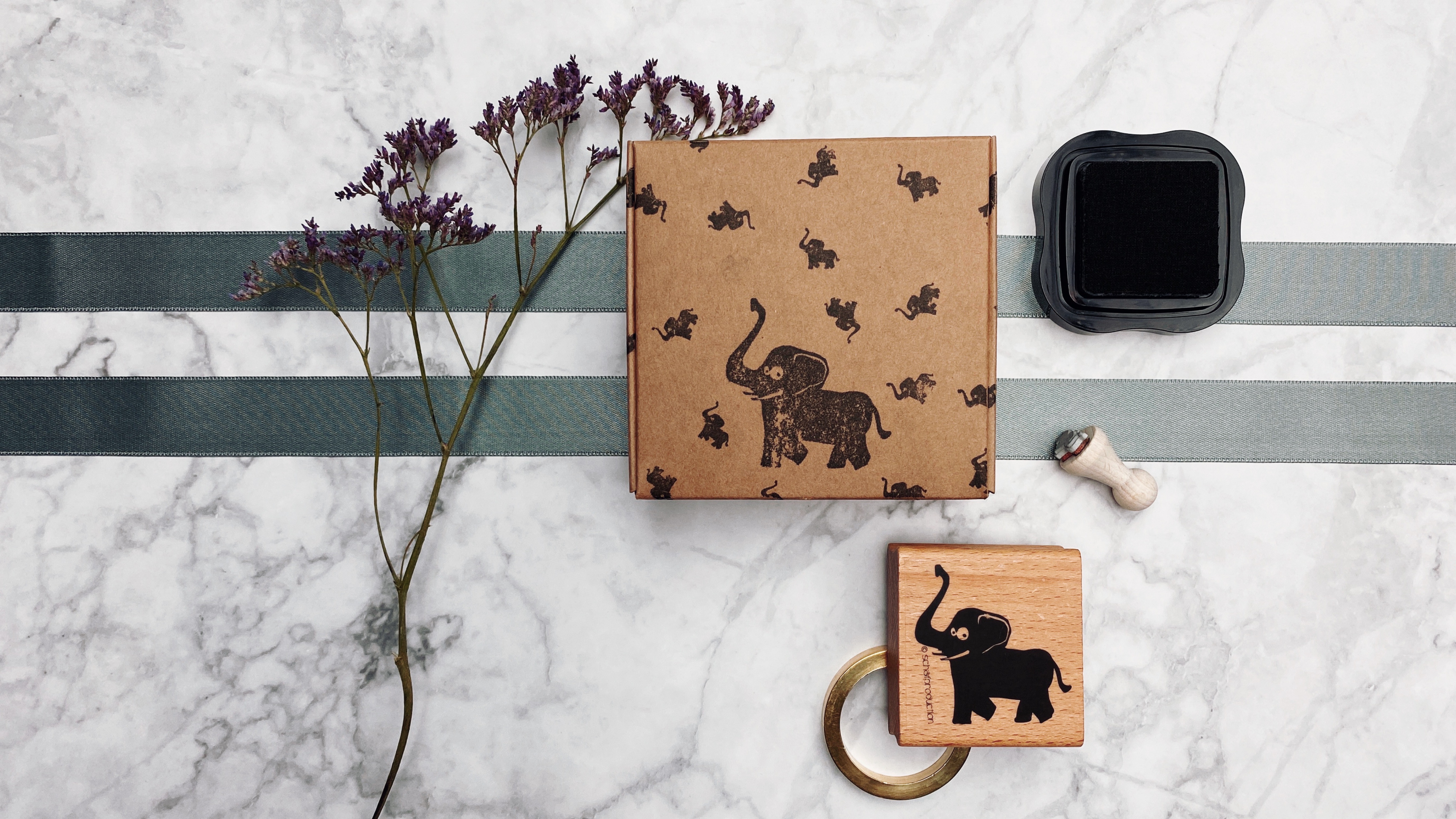 Geschenkschachtel-Elefanten-Quer