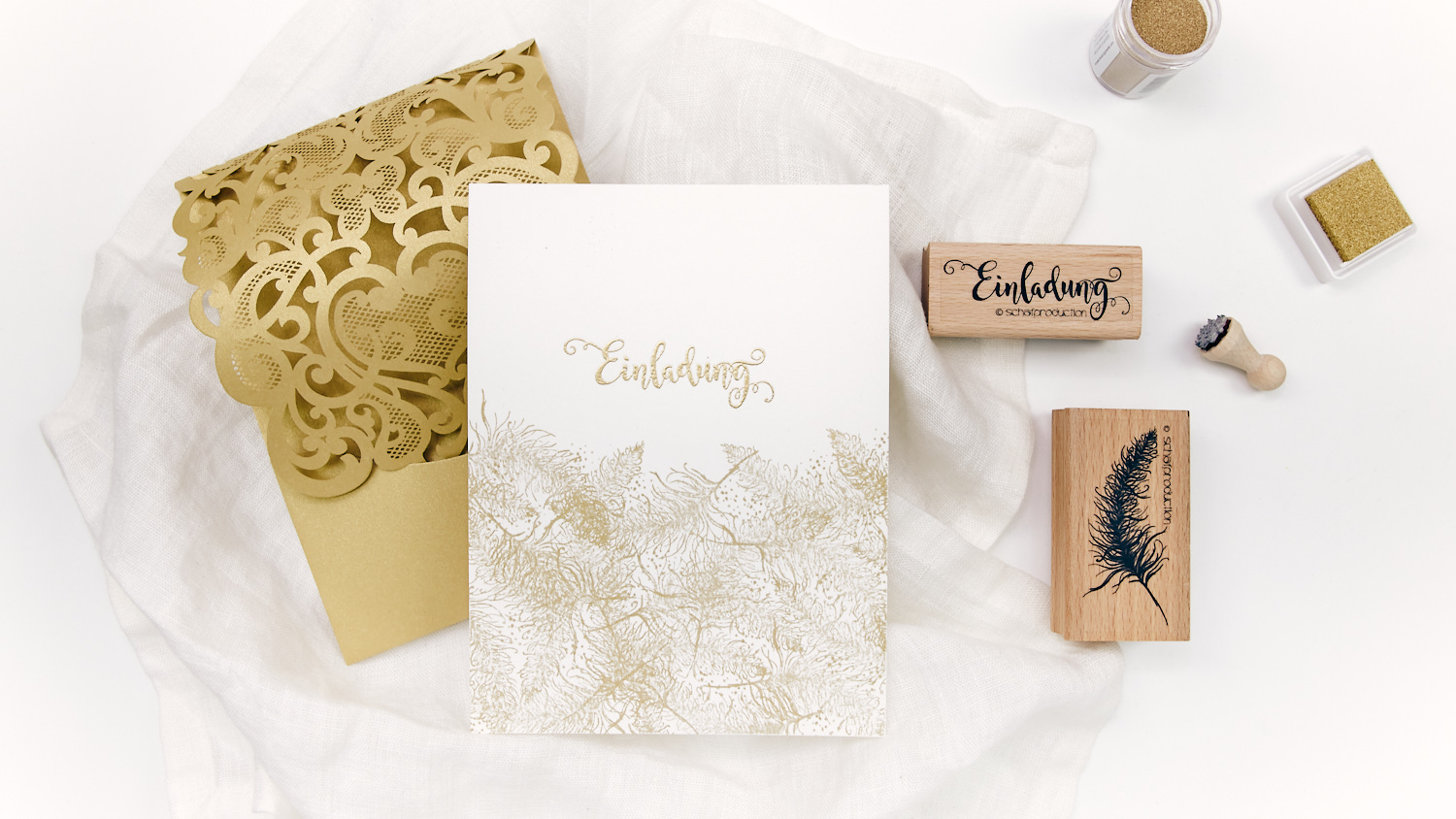 Filigrane-Karte-Gold-Einladungskarte-QeAhSPLru8OwEW