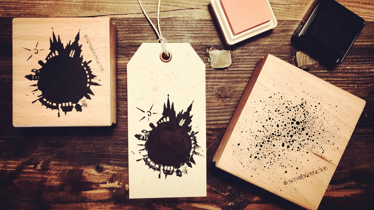 Anhaenger-Erfurt-mit-Farbsplatter-Quer