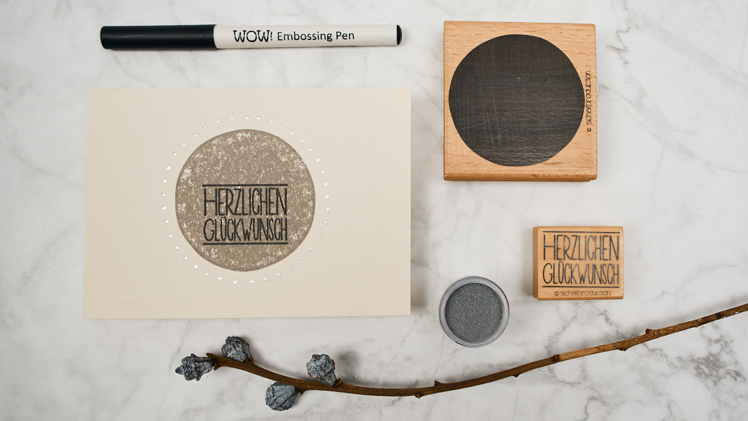 Herzlichen-Glueckwunsch-im-Kreis-mit-Embossing-Punkten-Quer