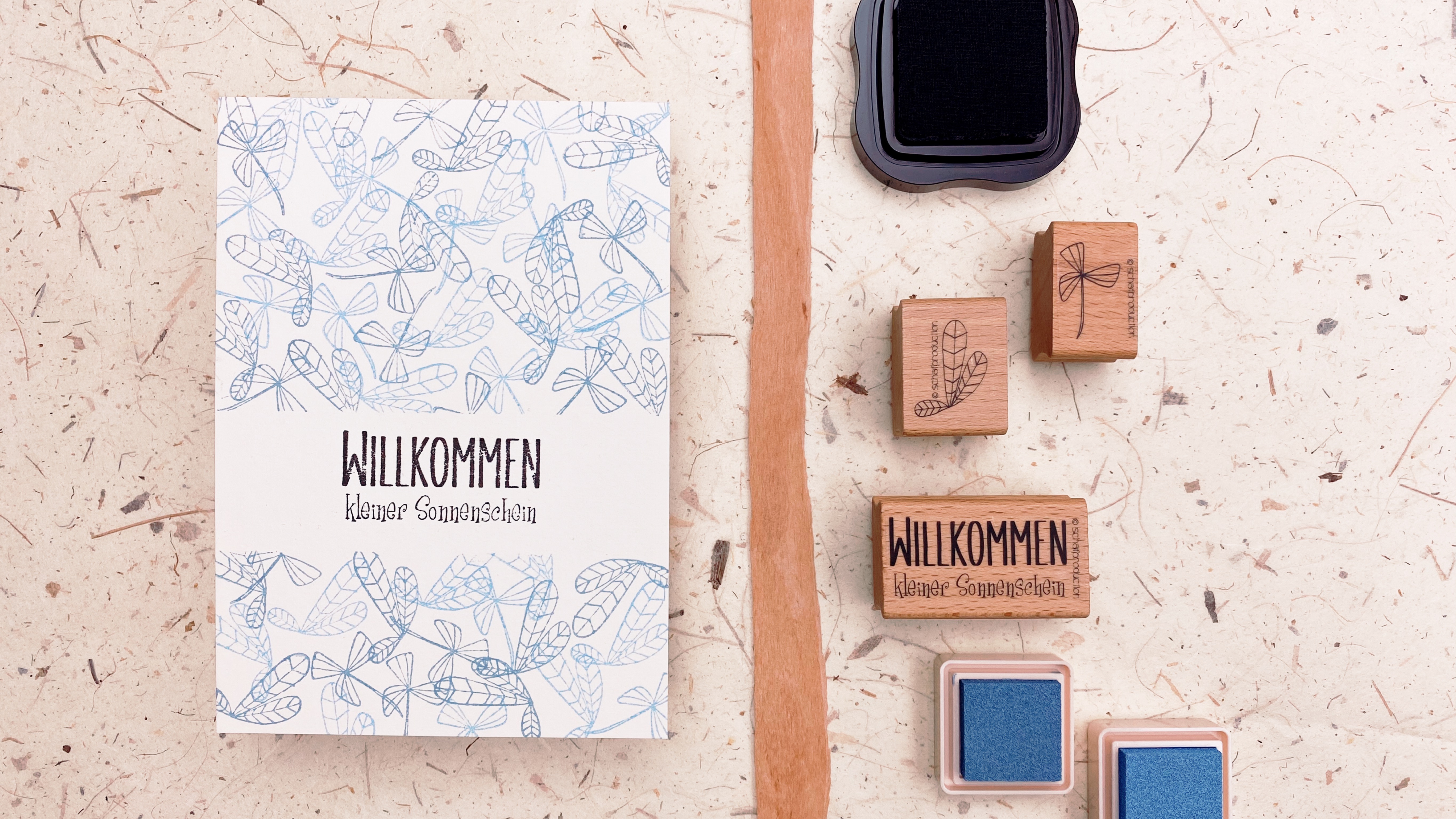 Willkommen-kleiner-Sonnenschein-mit-floralem-Element-Babykarte-Quer4yhRbGiSLXuXv