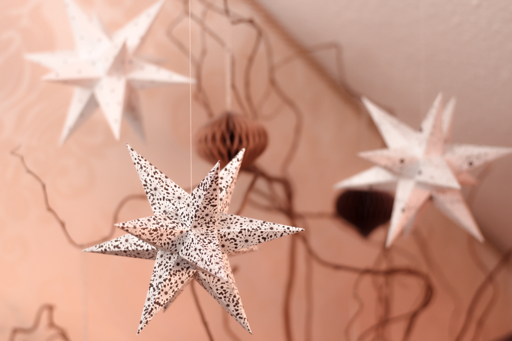 estempelte Adventssterne zur Dekoration an Weihnachten im 3er Set quer